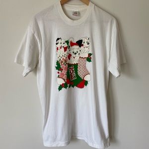 Vintage 90’s Disney’s 101 Dalmatians Christmas Stockings Graphic T-shirt